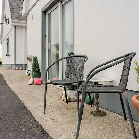Lorna's Self Catering Apartment *