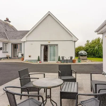 Lorna's Self Catering Milltown Malbay