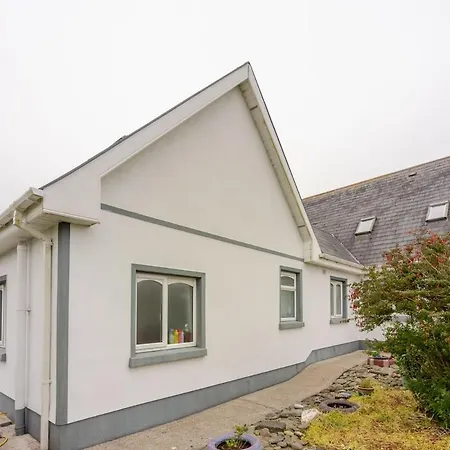 Lorna's Self Catering * Milltown Malbay