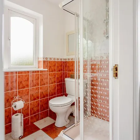 Lorna's Self Catering Apartment Milltown Malbay
