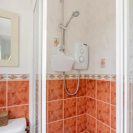 Lorna's Self Catering * Milltown Malbay