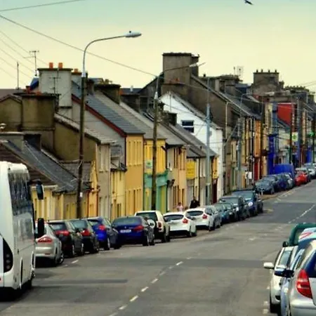 Lorna's Self Catering Apartament Milltown Malbay